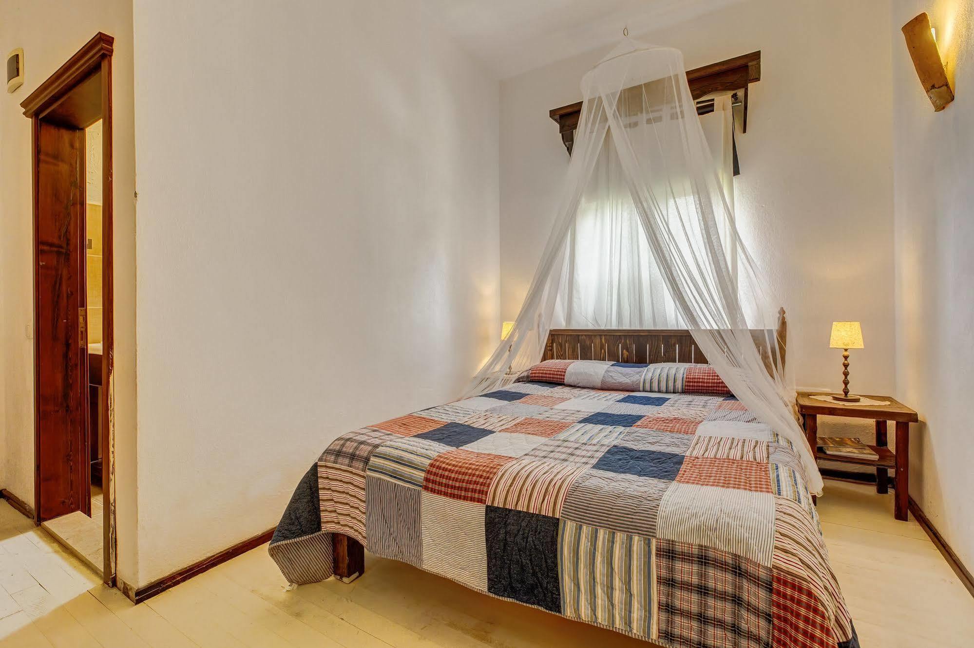 Retro Butik Otel (Adults Only) Чешме Екстер'єр фото
