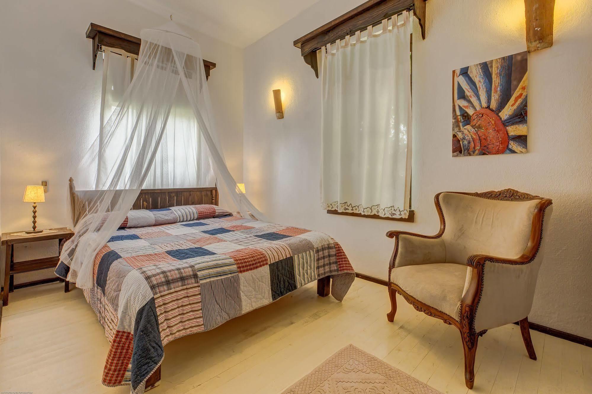 Retro Butik Otel (Adults Only) Чешме Екстер'єр фото